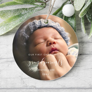 Elegant Ons Eerste Kerstfeest als grootouders Keramisch Ornament