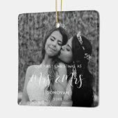 Elegant Ons eerste kerstfeest als Mrs. & Mrs. foto Keramisch Ornament (Links)