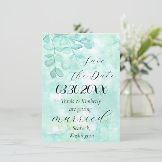 Elegant ontwerp van eucalyptus in zachte greens save the date (Staand voorkant)