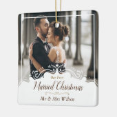 Elegant Onze 1e getrouwde kerst één foto Keramisch Ornament (Links)