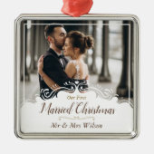 Elegant Onze 1e getrouwde kerst één foto Metalen Ornament (Voorkant)