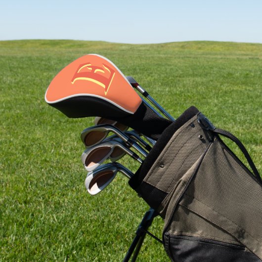 Elegant Oranje rood 3D Initiaal Letter | koraal Golfheadcover (Insitu)