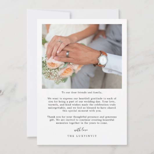 Elegant paar Minimalistisch Eenvoudig Script Trouw Kaart (Achterkant)