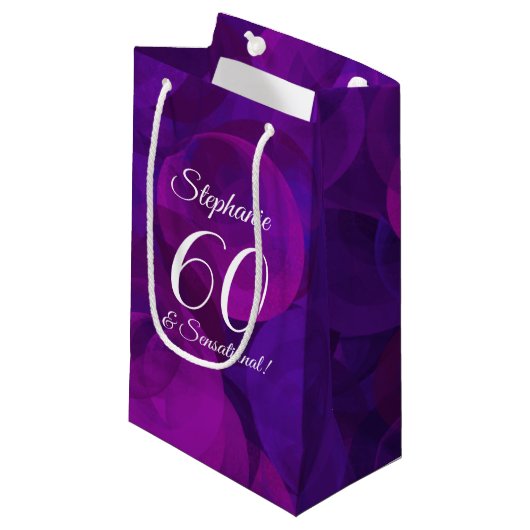 Elegant Paars 60 en Sensational Birthday Party Klein Cadeauzakje (Voorkant Gekanteld)