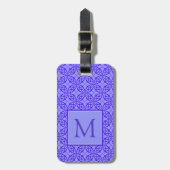 Elegant Paars Filigree Pattern Monogram Bagagelabel (Voorkant verticaal)