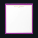 Elegant Paars Gold, op maat gesneden Notitieblok<br><div class="desc">Dit notitieblok heeft een elegante en minimalistische,  dikke paarse grens en dunne gouden grens. Pas het met jouw naam of bedrijfsnaam aan.</div>