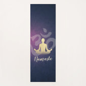 Elegant Paars Gold Yoga Meditation Pose om Symbol Yogamat (Voorkant)