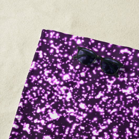 Elegant Paars monogram script Stijlvol glitter Strandlaken (In situ)