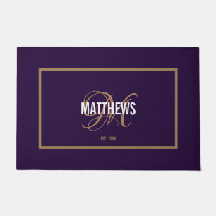Elegant paars script monogram name bruiloft deurmat