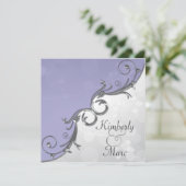 Elegant Paars Silver Leaf Overlay Wedding Invitat Kaart (Staand voorkant)