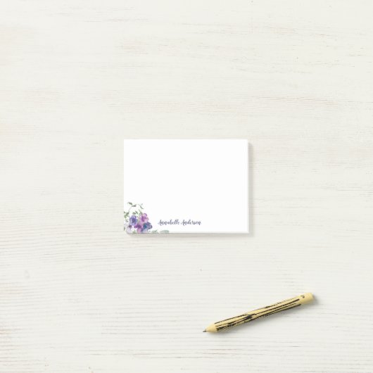 Elegant Paarse Bloemen Waterverf Boeket Script Post-it® Notes (Op bureau)