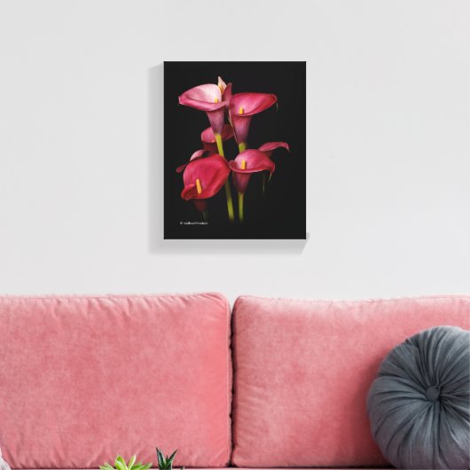 Elegant Paarse Calla Lilies Canvas Afdruk (Insitu (Woonkamer))
