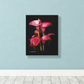 Elegant Paarse Calla Lilies Canvas Afdruk (Insitu (Houten vloer))