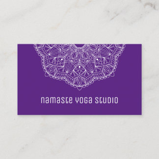 Elegant Paarse hand Drawn Mandala Yoga Instructor Visitekaartje