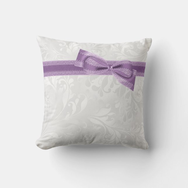 Elegant Paarse Nep Boog & Lint & Damast Kussen (Voorkant)
