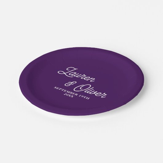 Elegant Paarse Script minimalistische bruiloft Papieren Bordje (Gekanteld)