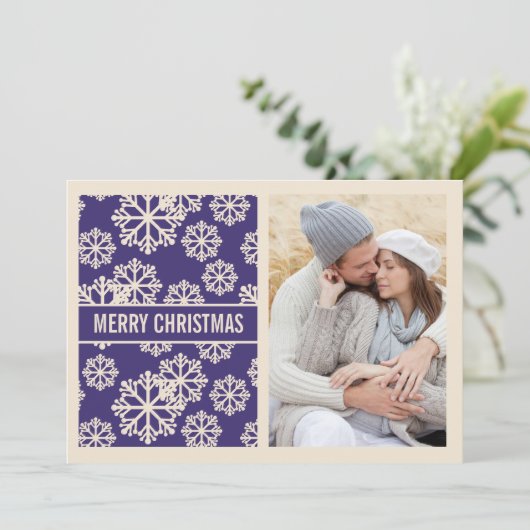 Elegant PAARSE Snowflake Holiday Fotokaart Feestdagenkaart (Staand voorkant)