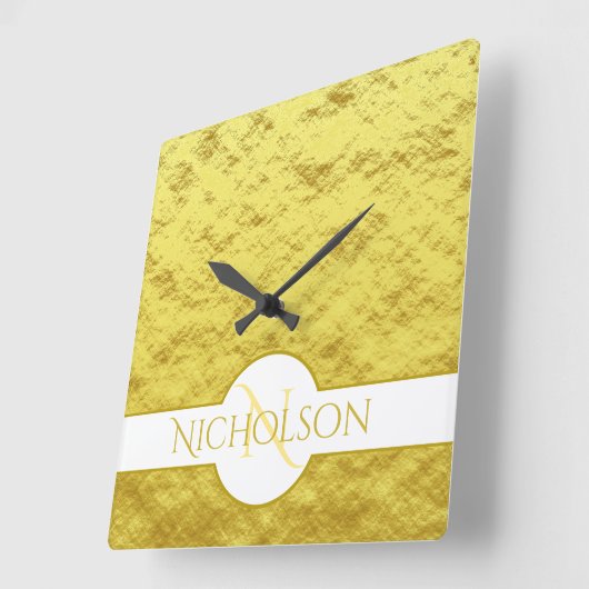 Elegant Pas getrouwd Monogram Aangepaste naam Gold Vierkante Klok (Hoek)