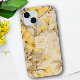 Elegant pastelgeel bloemige primrose monogram iPhone 15 case