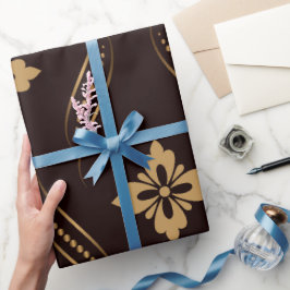 Elegant patroon met gouden bloemmotieven cadeaupapier