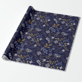 Elegant patroon van witte, gele planten op blauw cadeaupapier (Uitgerold)