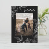Elegant Peace Kerstmis Floral Black Foto Feestdagenkaart (Staand voorkant)