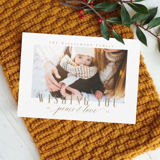 Elegant Peace & Love Gold Typografie Foto Feestdagenkaart