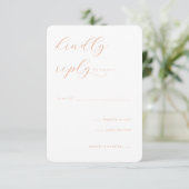 Elegant Peach Minimalist Calligraphy RSVP Kaartje (Staand voorkant)
