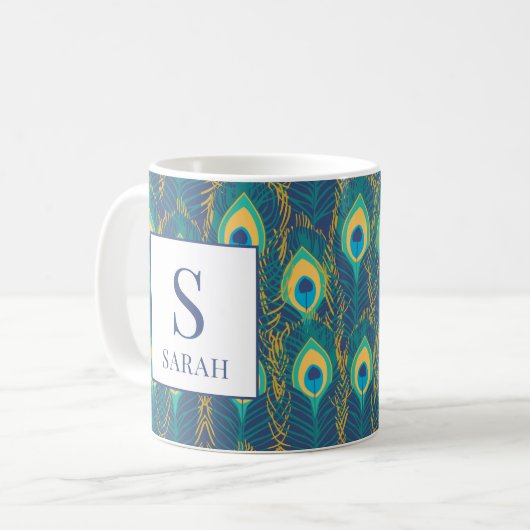 Elegant Peacock Feather Monogram Custom Name Mug Koffiemok (Voorkant links)