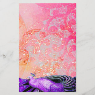 ELEGANT PEACOCK IN PAARSE SPARKELPINKFUCHSIA BRIEFPAPIER