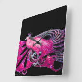 ELEGANT PEACOCK IN PINK FUCHSIA EN BLACK VIERKANTE KLOK (Hoek)