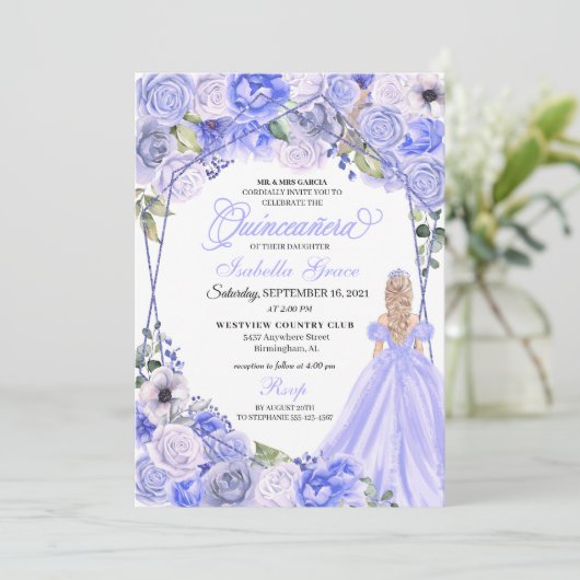 Elegant Periwinkle Blue Floral Quinceanera Kaart (Staand voorkant)