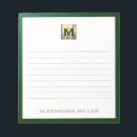 Elegant persoonlijk ingegeven monogram notitieblok<br><div class="desc">Blijf georganiseerd in stijl met dit gepersonaliseerde monogrammed notitieblok met een geavanceerd emerald groen en goudmonogram ontwerp. De beklede pagina's bieden voldoende ruimte om notities, lijsten en nog veel meer af te stemmen, terwijl het elegante ontwerp een luxe aan uw dagelijks leven toevoegt. Ideaal voor persoonlijk gebruik of als een...</div>