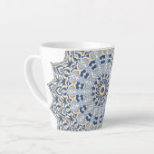 Elegant Perzisch Blauw Arabesk Oosters Patroon Latte Mok (Linkerhoek)