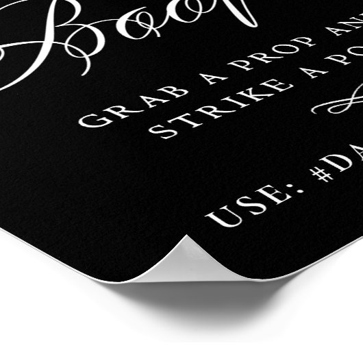 Elegant Photo Booth Strike a Pose | Wit schrift Poster (Hoek)