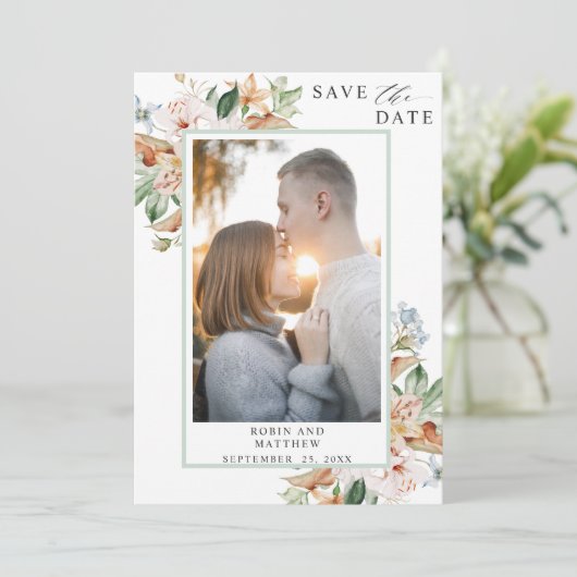 Elegant Photo Earthy Blooms en Green Wedding Save The Date (Staand voorkant)