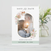 Elegant Photo Earthy Blooms met Green Wedding Save The Date (Staand voorkant)