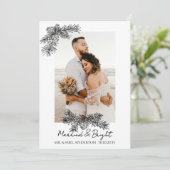 Elegant Photo Married & Bright Simple Christmas Feestdagenkaart (Staand voorkant)