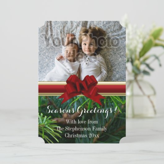 Elegant Pine Gold Red Bow kerst Feestdagenkaart (Staand voorkant)