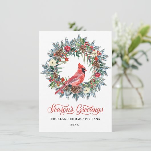 Elegant Pine Kerstmis Wreated Cardinaal Corporate Feestdagenkaart (Staand voorkant)