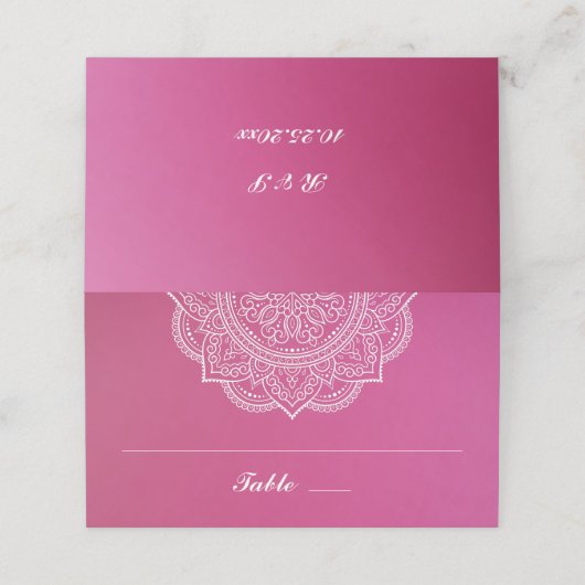Elegant Pink and White Paisley Indian Wedding Plaatskaartje (Buitenkant ongevouwen)