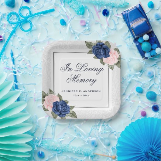 Elegant Pink Blue Silver Floral Memorial Funeral Papieren Bordje (Feest)