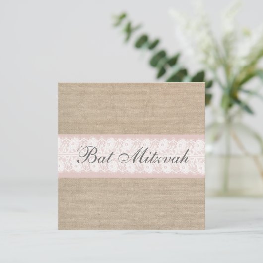 Elegant Pink Burlap Bat Mitzvah Uitnodiging (Staand voorkant)