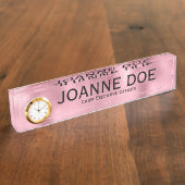 Elegant Pink Chief Executive Officer Naambordje (Zijkant)