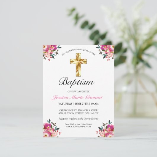 Elegant PInk Floral Gold Cross Baptism Uitnodiging (Staand voorkant)