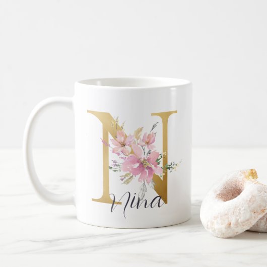 Elegant Pink Floral Gold Monogram Letter N Koffiemok (Met donut)