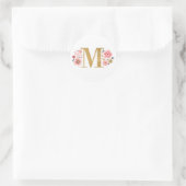 Elegant Pink Floral Monogram Initiaal Gold Letter Ronde Sticker (Tas)