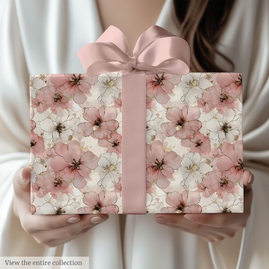 Elegant pink flowers and gold birthday paper wrap cadeaupapier