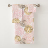 Elegant Pink Gold Dahlia Floral Bad Handdoek (Insitu)