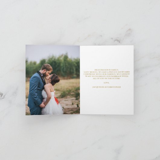 Elegant Pink Gold Floral Pas getrouwd Foto bruilof Aankondiging (Binnen)